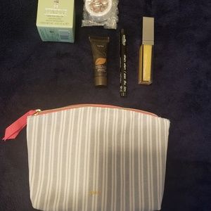 Ipsy Glam Bag